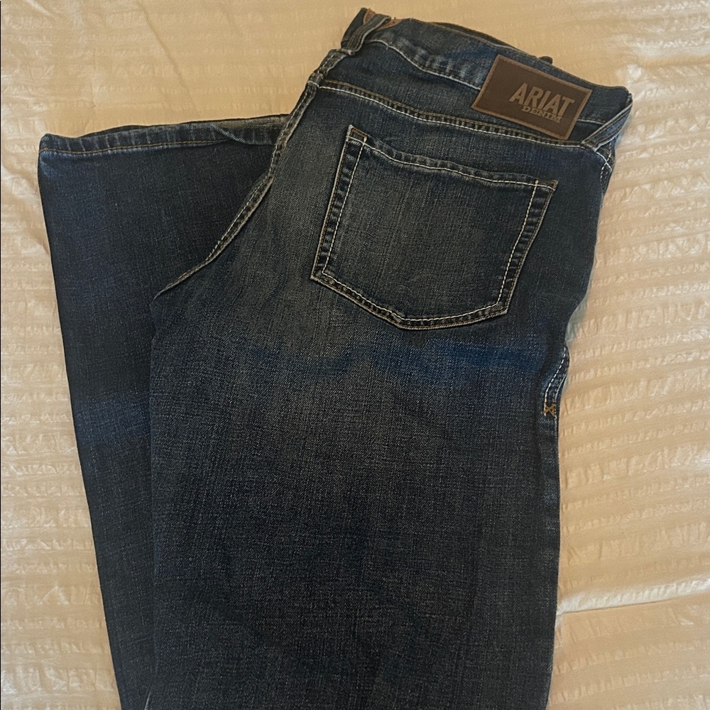 Ariat Men's Classic Indigo Straight Jeans